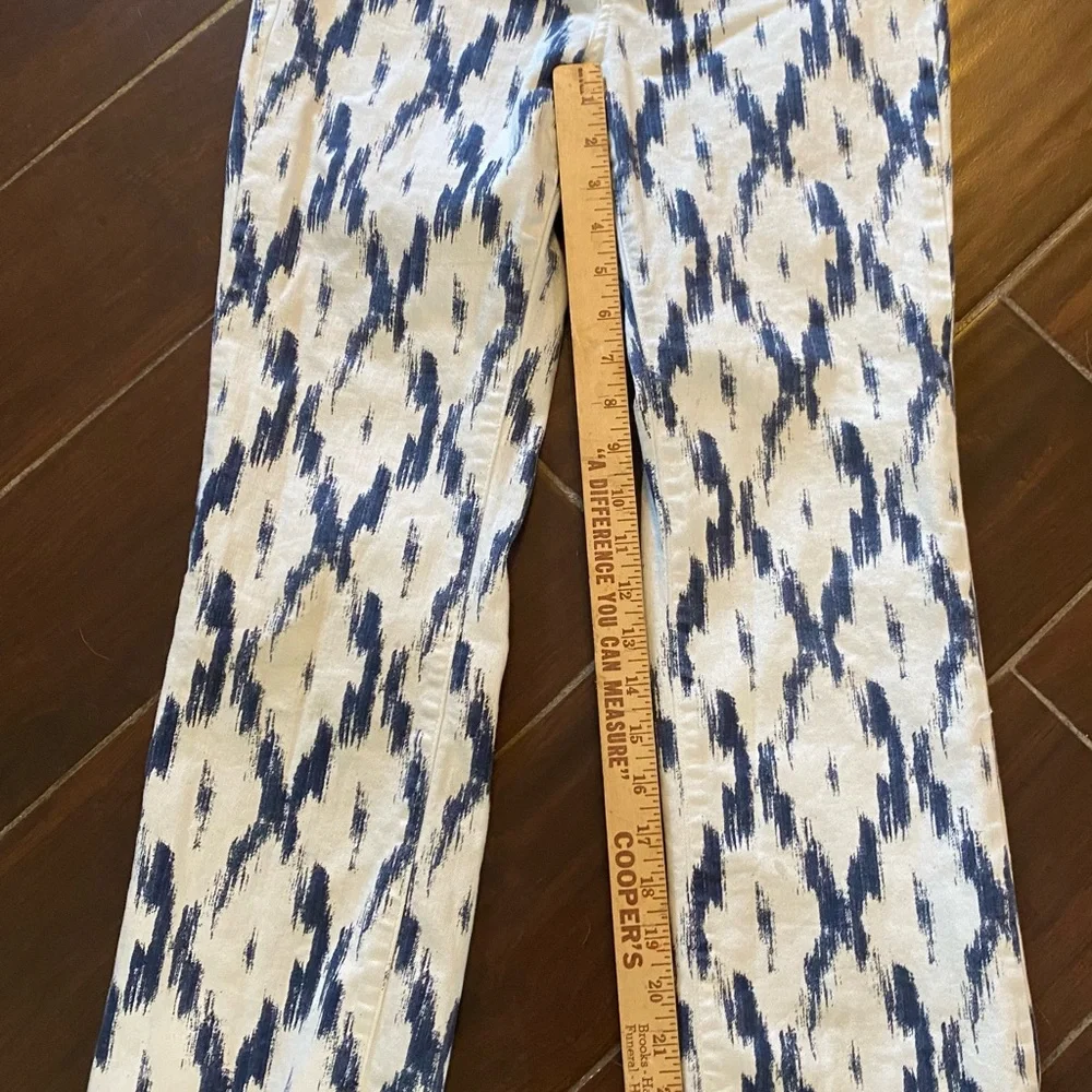 Free People Ikat Print Straight Leg Jeans Blue White Frayed Hem Size 27 OB836848
